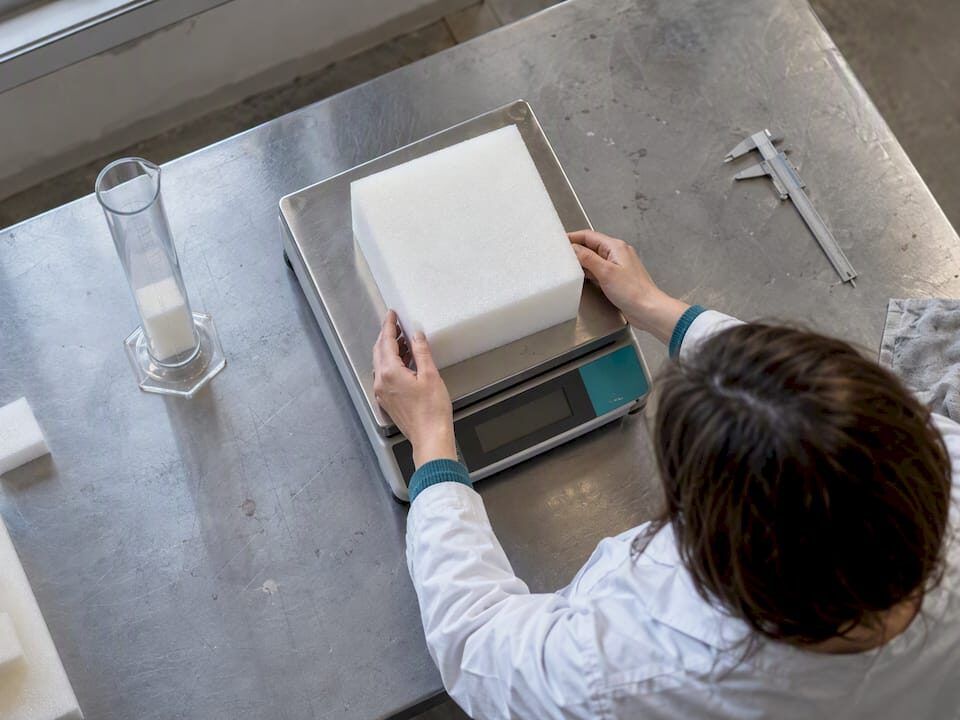 Bloque de espuma HR para balanza de laboratorio